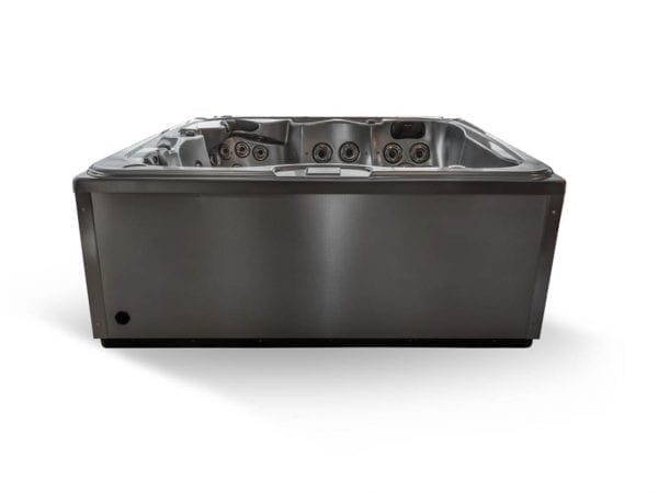 Martius Outdoor Whirlpool 2