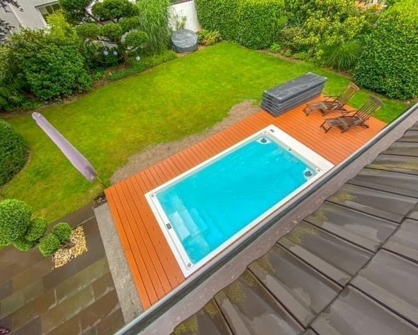 schwimm spa Paris in Pearl weiß Made in Germany von Vitawell3