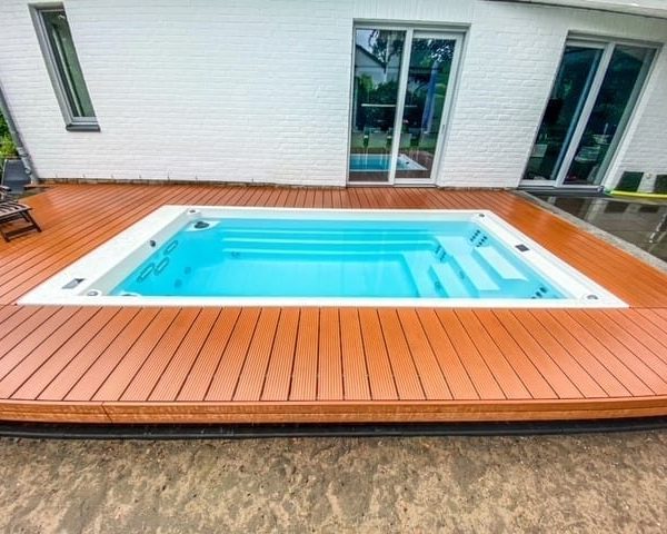 schwimm spa Paris in Pearl weiß Made in Germany von Vitawell7
